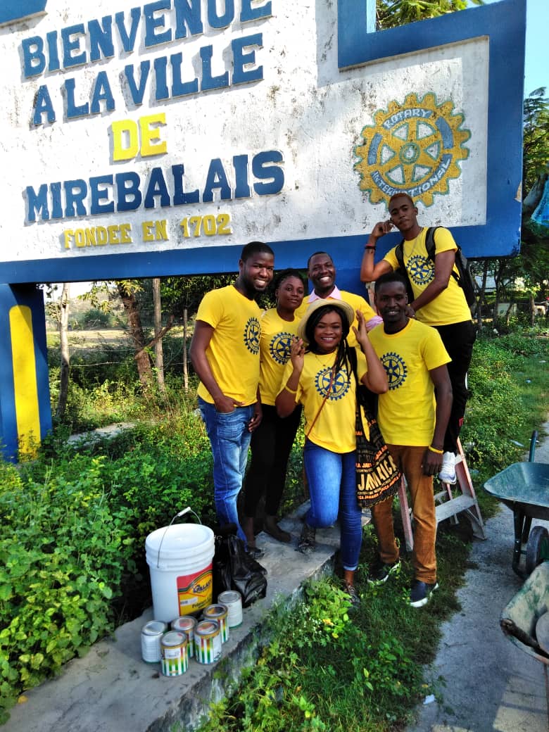 Haïti/Propreté : La communauté  de Mirbalais bénéficie de l’oeuvre sociale du Club Rotaract