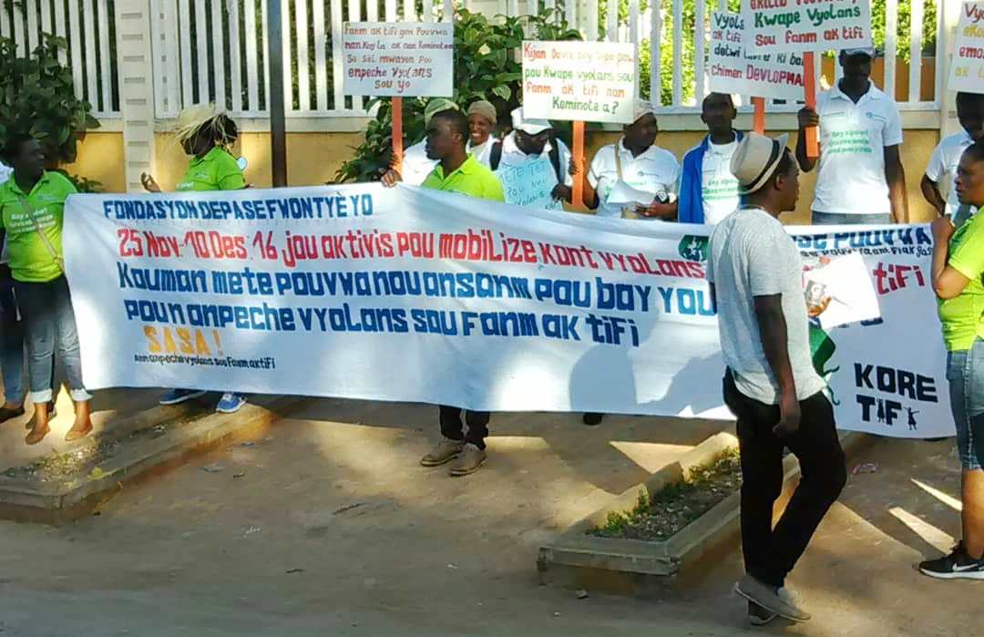 La Vallée de Jacmel : marche des activistes du programme Repanse Pouvwa (SASA) contre les violences faites aux femmes